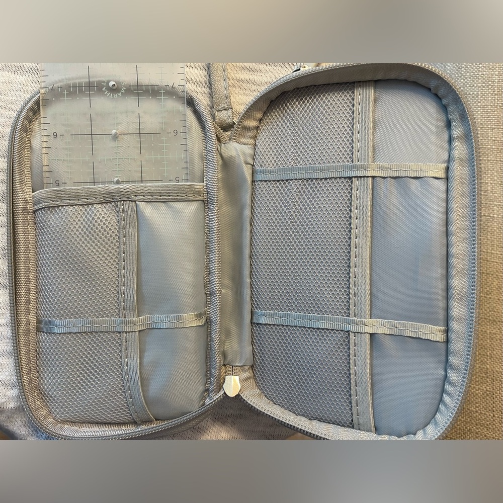 Multi-Functional Portable Electronic Accessories Organizer Pouch